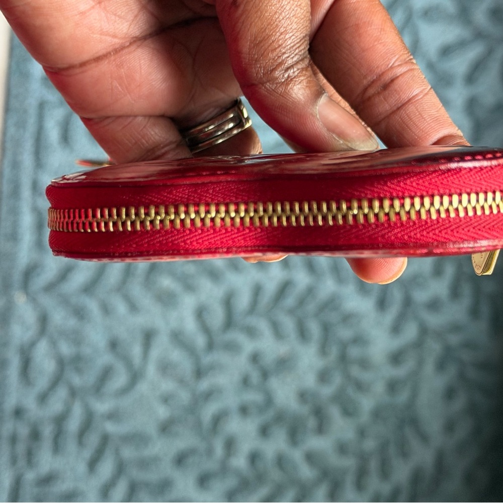 Louis Vuitton Red Heart Coin Pouch with Gold Chain Charm - Picture 3 of 4